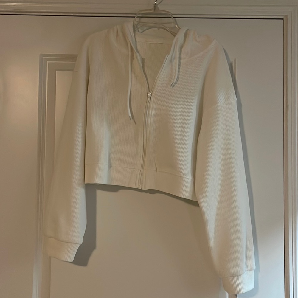 Cropped hoodie